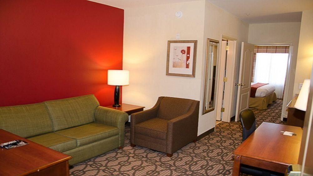 Holiday Inn Express Hotel & Suites Lagrange I-85, An Ihg Hotel Kültér fotó
